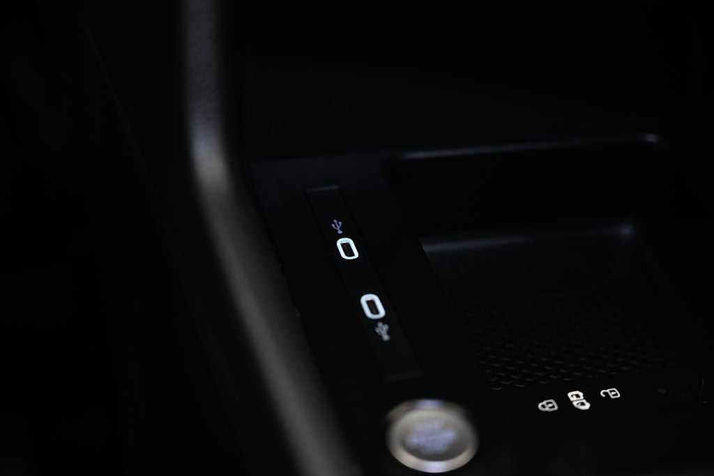 abe64150 d155 6be5 2350 0000969ef1cb.jpg