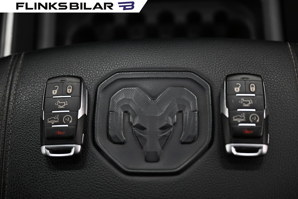 ac781378 b687 aacc ac5f 00007bbade0a.jpg