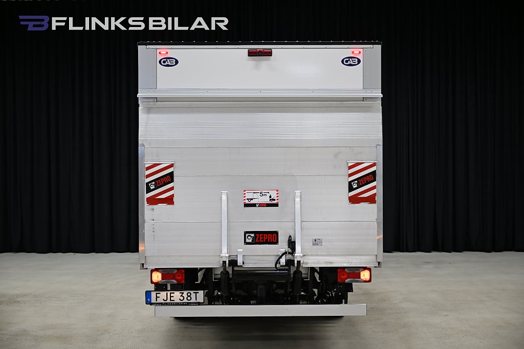 acbc736f 0efc 8c41 119e 00001933afeb.jpg