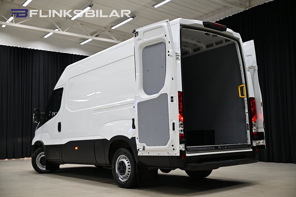 afbde3e3 7a03 de80 c78f 00002773fd2c.jpg