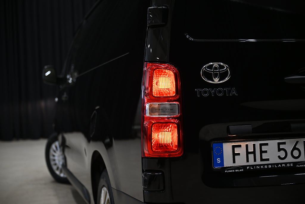 b4060163 7bc3 765f 3a3c 000034eec332.jpg