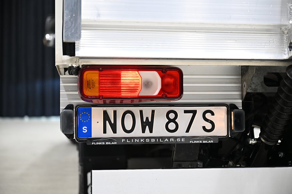 b5b10895 ef32 16ed 5cb0 0000437549c2.jpg
