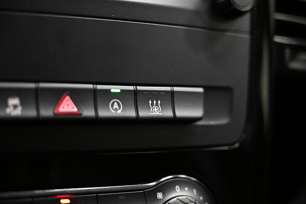 b824bdf7 77e0 8d57 b9c2 000034775237.jpg