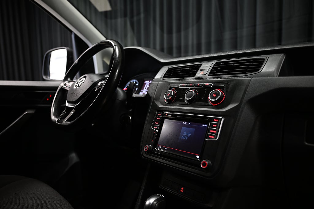 be635929 21b4 955e 300b 0000e48c6f71.jpg