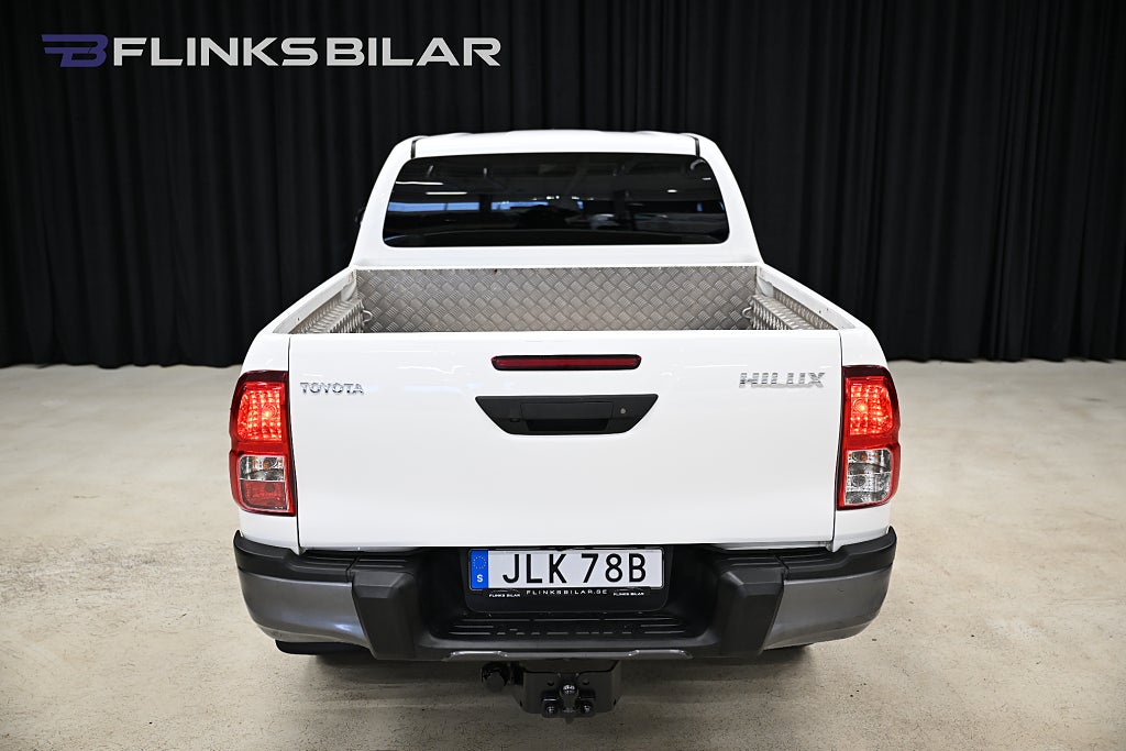 bf5c8f52 8b9f 4793 53f5 0000e464dc7e.jpg