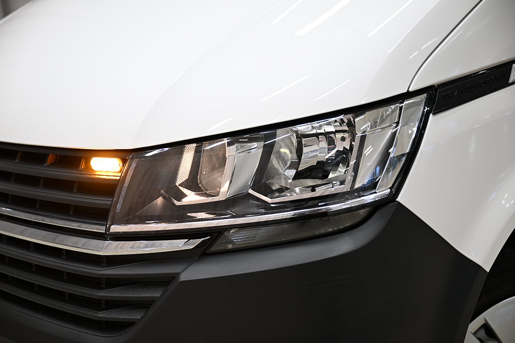 c454f59e 0c99 4d93 40e8 00001f69e373.jpg