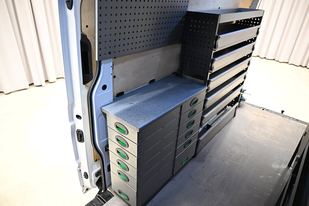 c46c8f95 6d96 3ca1 d322 000021247166.jpg