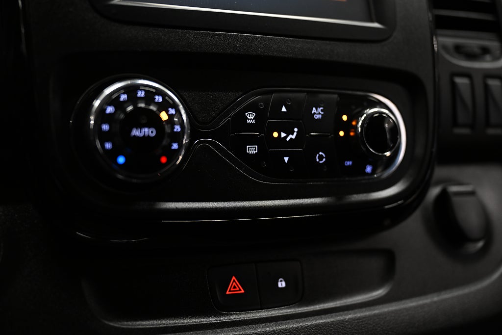 c630e161 e5b9 3562 6ce1 0000b3ceb625.jpg
