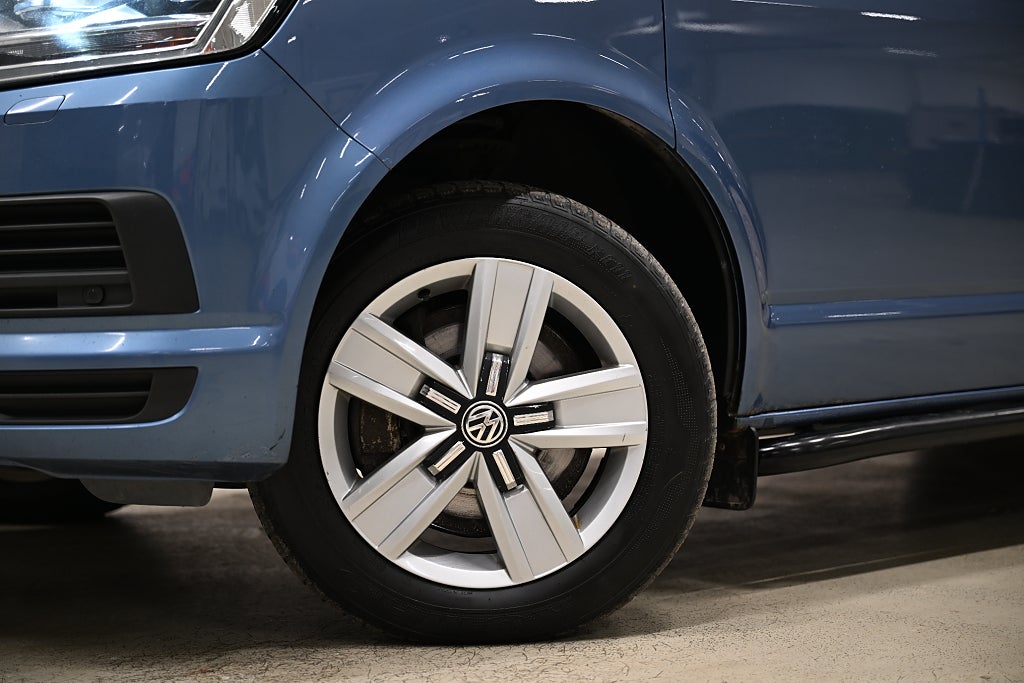 c8f49e06 db6a 3c69 d2d6 0000084e93f6.jpg