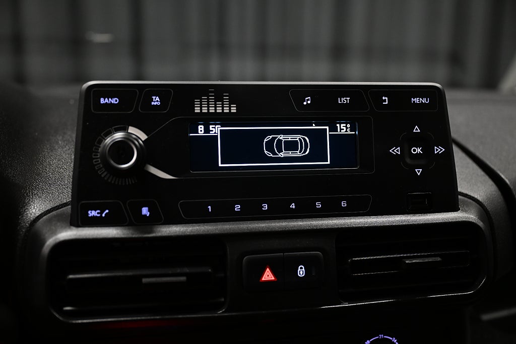 c9b966a4 577a 4445 5c6f 00008512c155.jpg