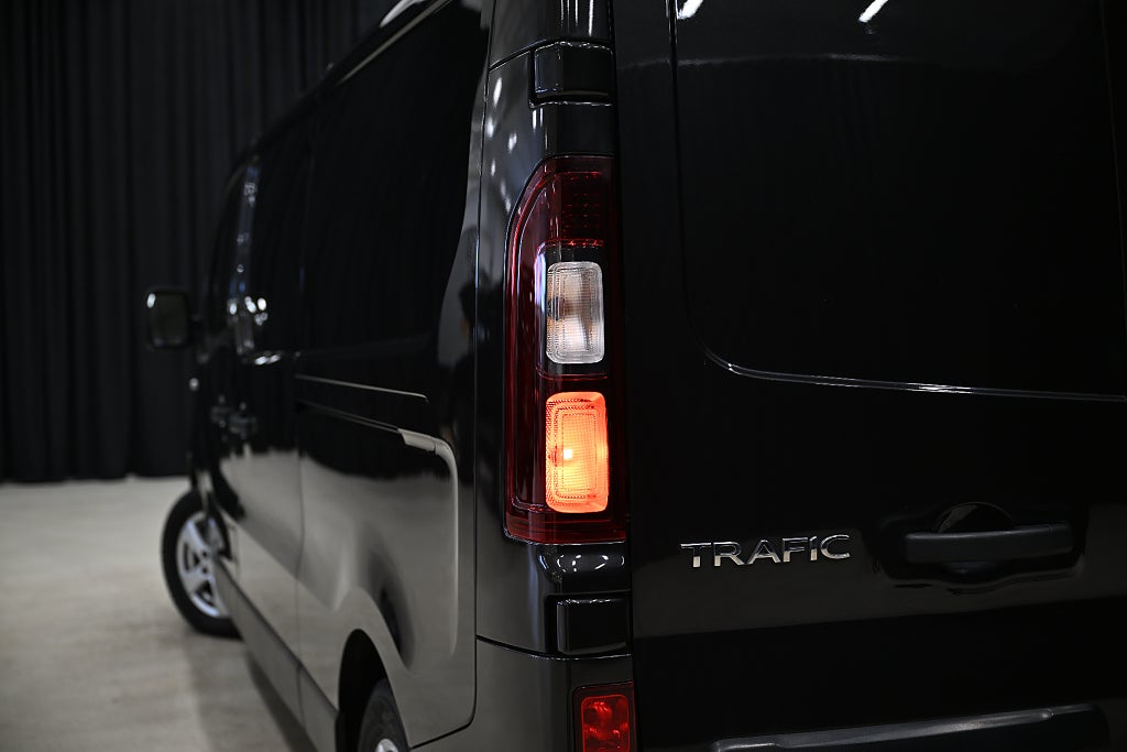 ccb68cf9 dcd4 b032 a903 0000a472be53.jpg