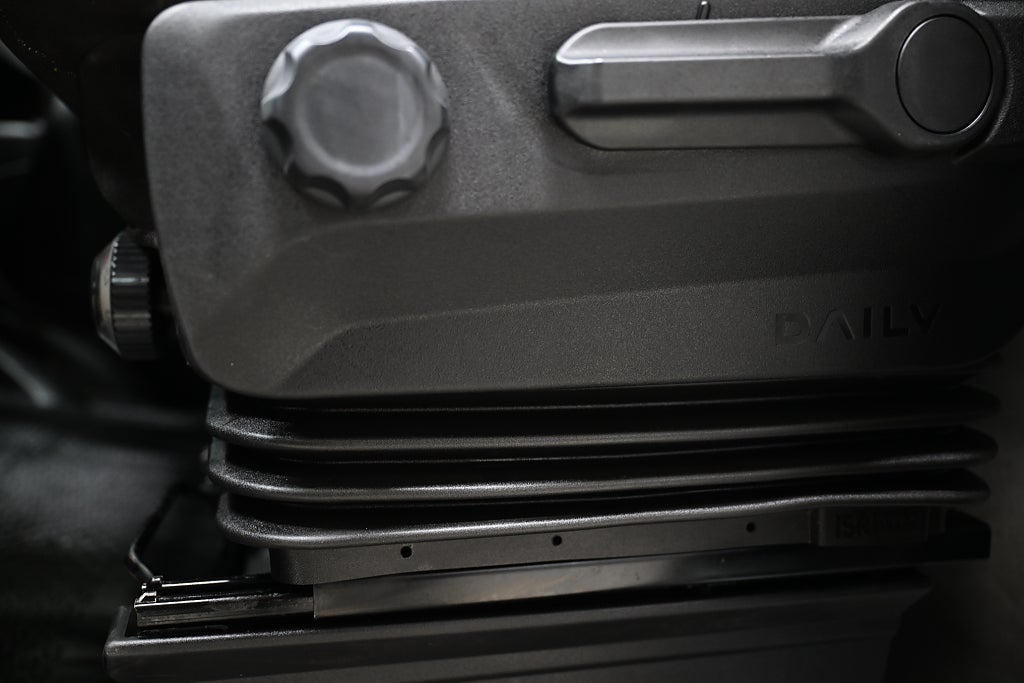 cd37c4f3 8b24 aa8f 0917 0000c78c3bd3.jpg