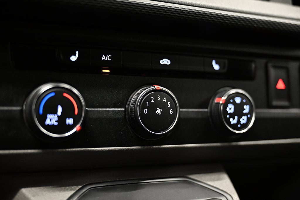 ce36f8af fc77 c18d 2439 00002f2eb408.jpg