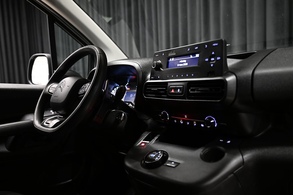 ce82ce42 32c8 a942 706a 00000d170a98.jpg