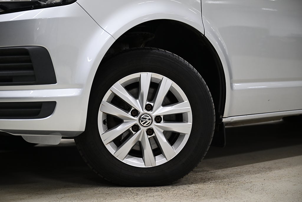 d90fe405 357a 583f 4c9c 0000f147cf79.jpg