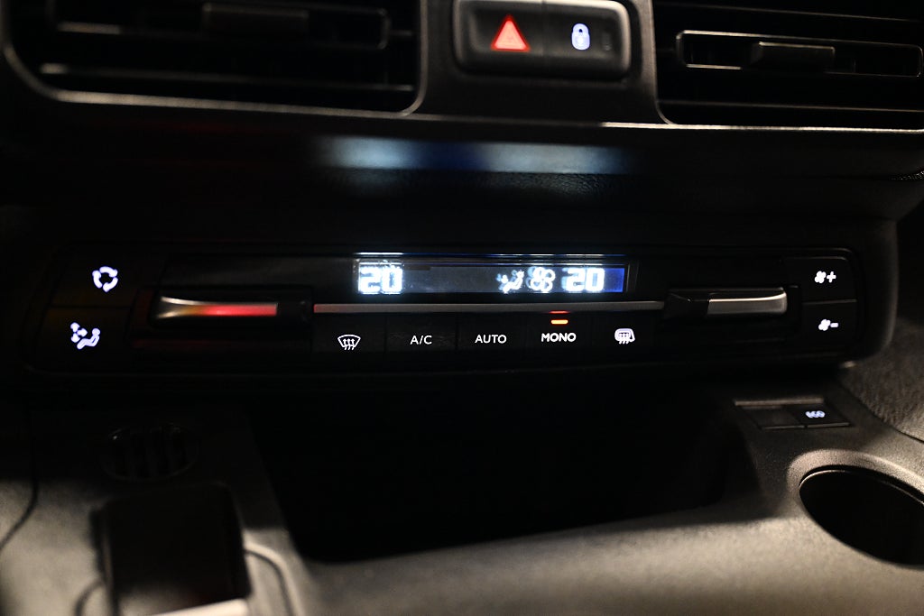 db059fb1 f64e 8a45 c7ce 0000904ce671.jpg