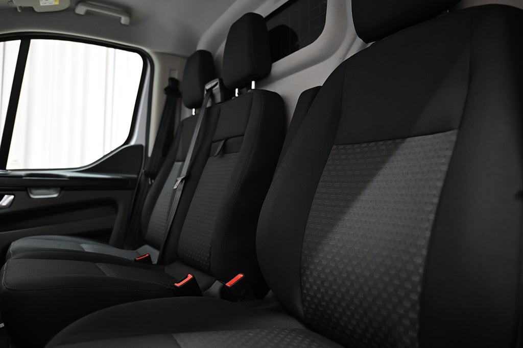 db417604 d8ab 7cb2 d134 000064520441.jpg