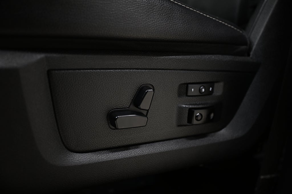 dbe94b78 0073 e98d d3d1 0000844e2030.jpg