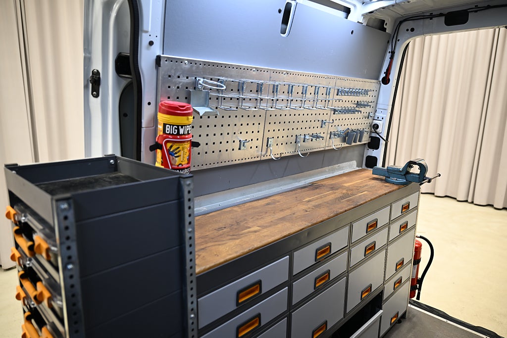 dc03c1a8 5657 0e7e 1318 00008ce803ef.jpg