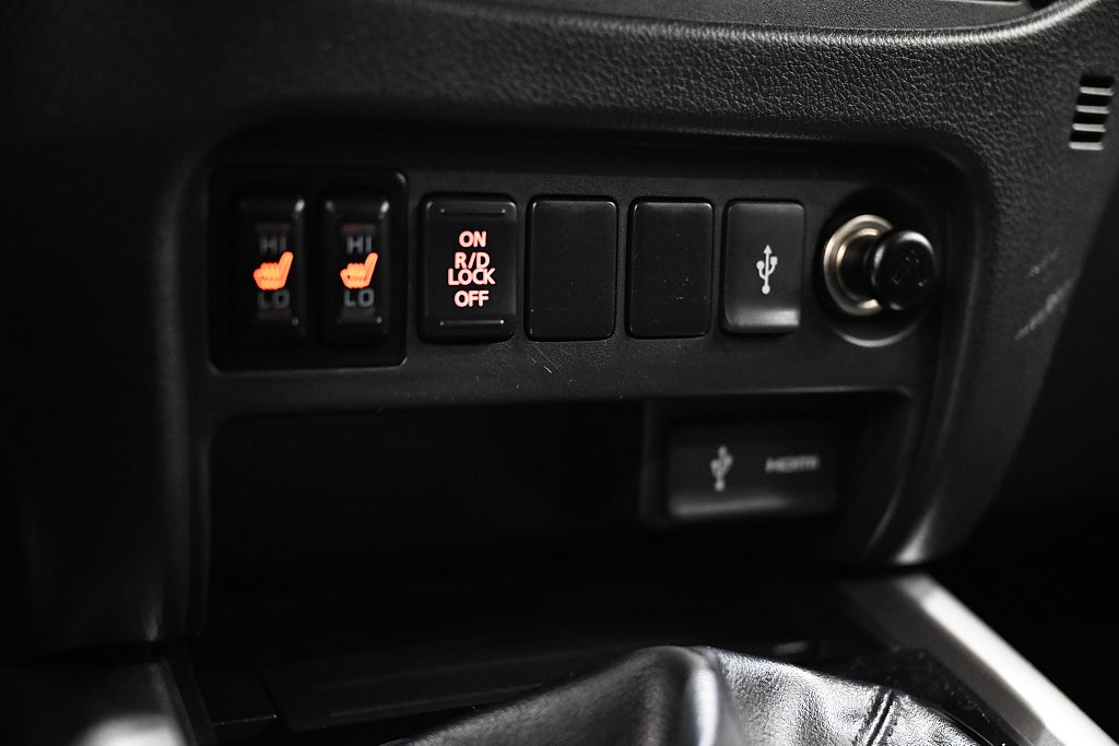 dcb8d962 b2ec 9038 c587 000058498469.jpg