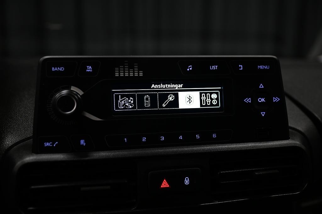 dcbf8d6c c8b2 0ce3 7e14 000048233537.jpg