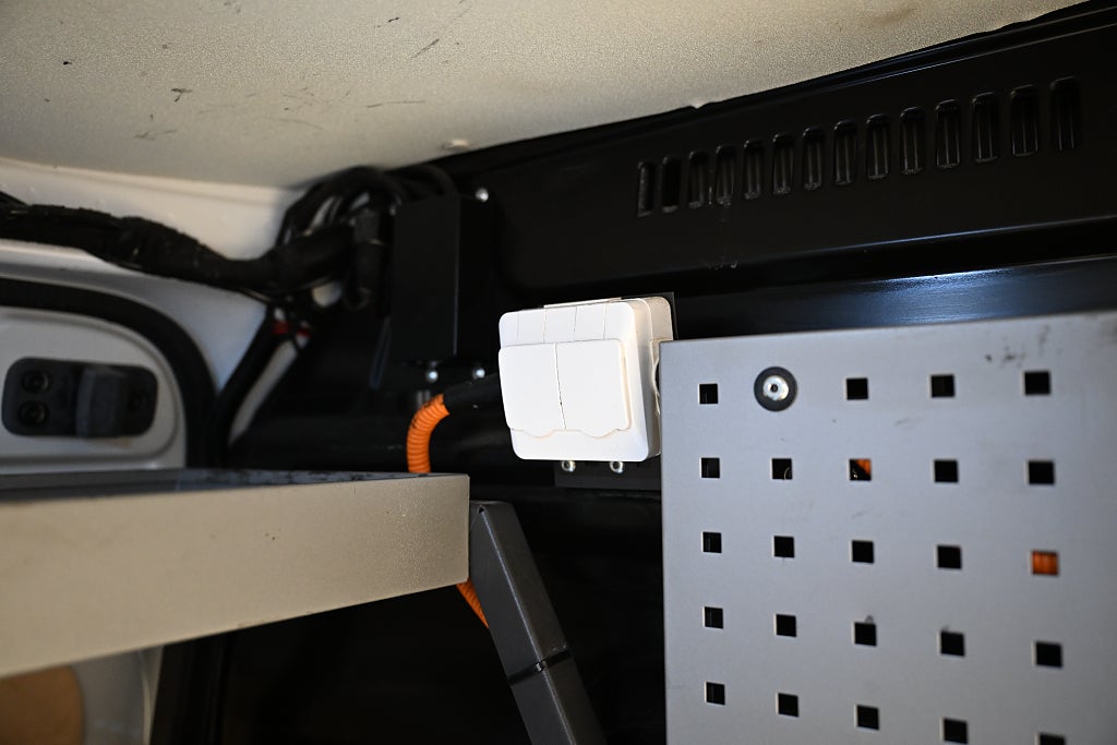 dce5ffff 0c6a 80f2 573c 000016334bd3.jpg