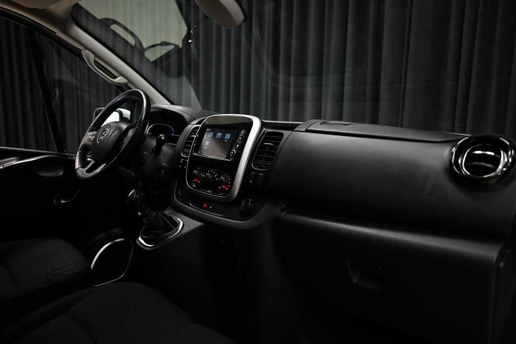 dd1924af 54d2 42cf f6e1 00009763024b.jpg