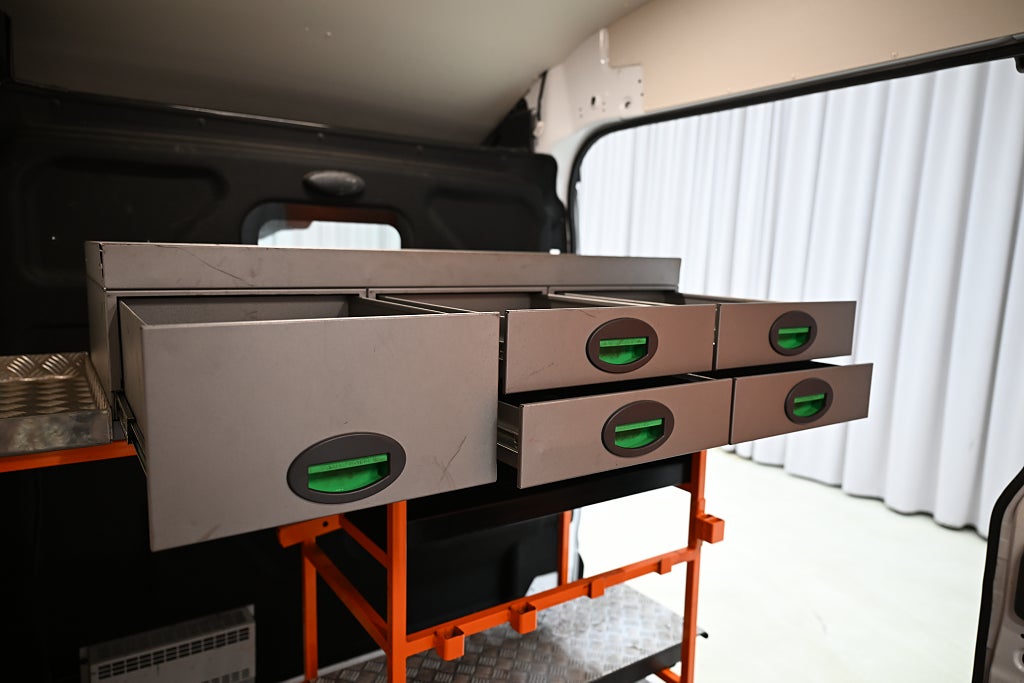 dd85609e 1fa2 4ccd 66e2 000067e87a12.jpg