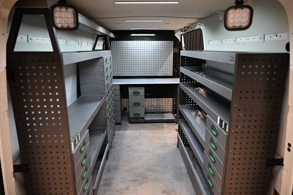 e0bc2f81 0671 e6ec 1caa 0000f448a4bf.jpg