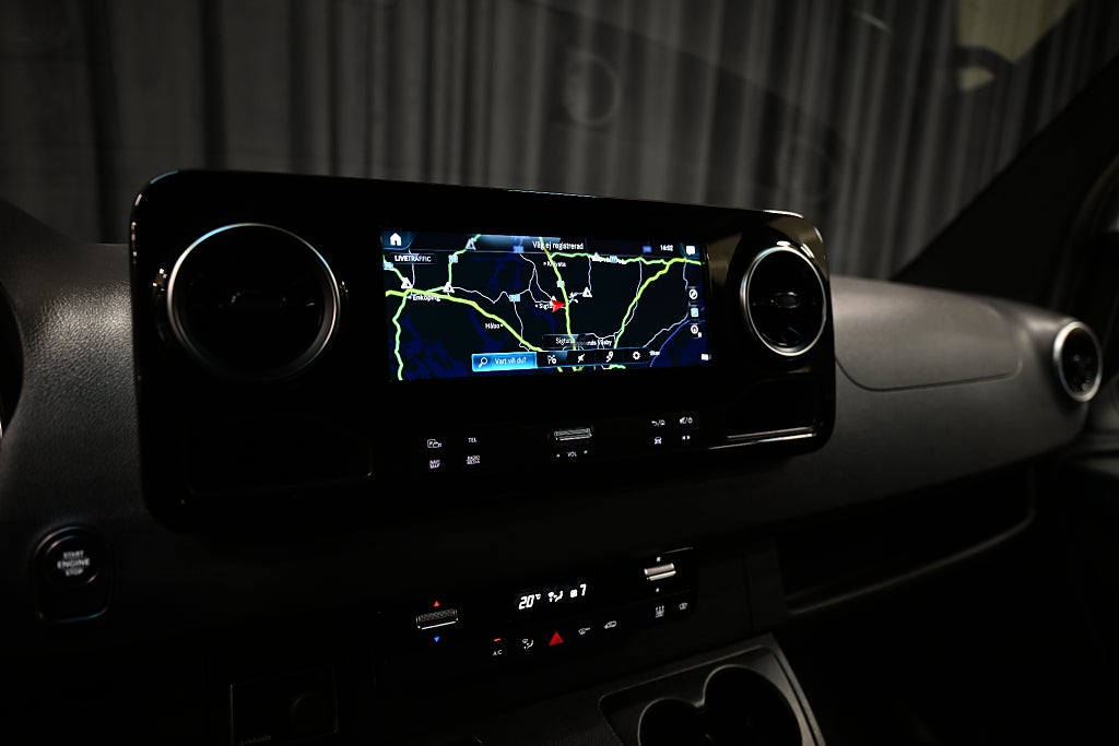 e2475086 81ed 8843 4ae9 0000f98ff7c5.jpg