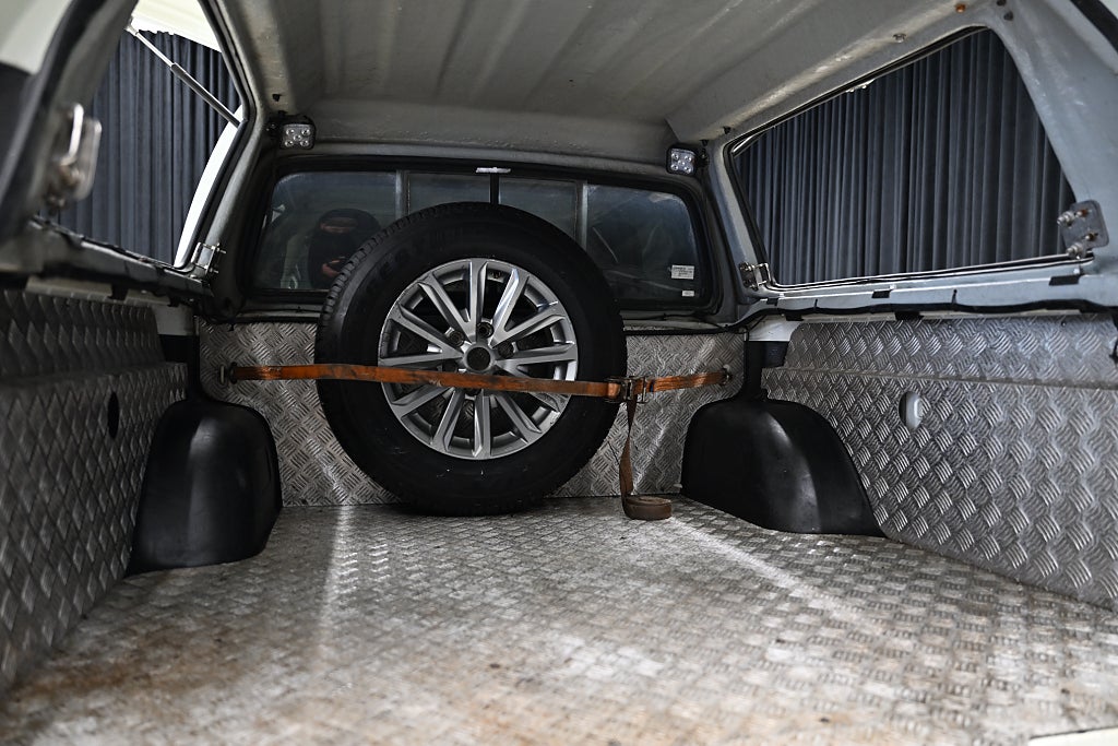 e275aa0b a21f 70d2 30fb 0000680bf593.jpg