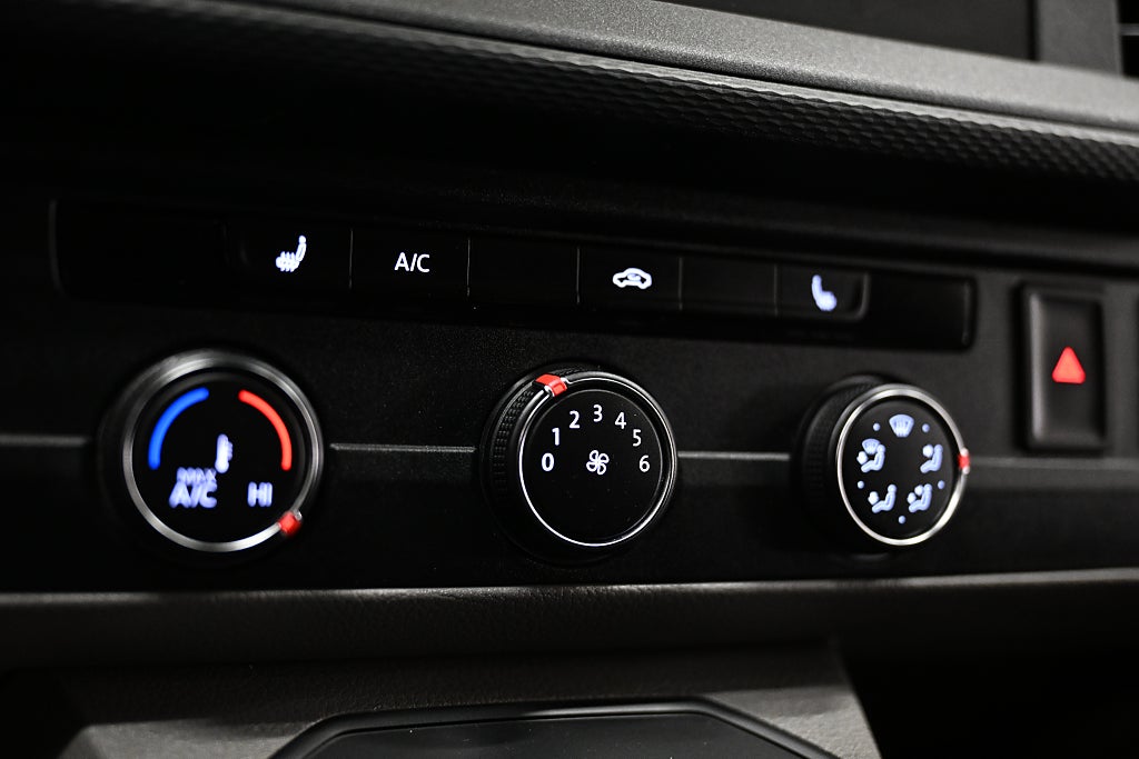 e2d84589 1f27 d85f 4dbe 000093980217.jpg