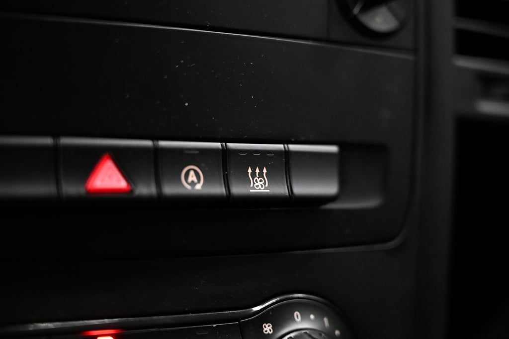 e3cb2c3e 7bcf 1f9e 93a8 000030569784.jpg