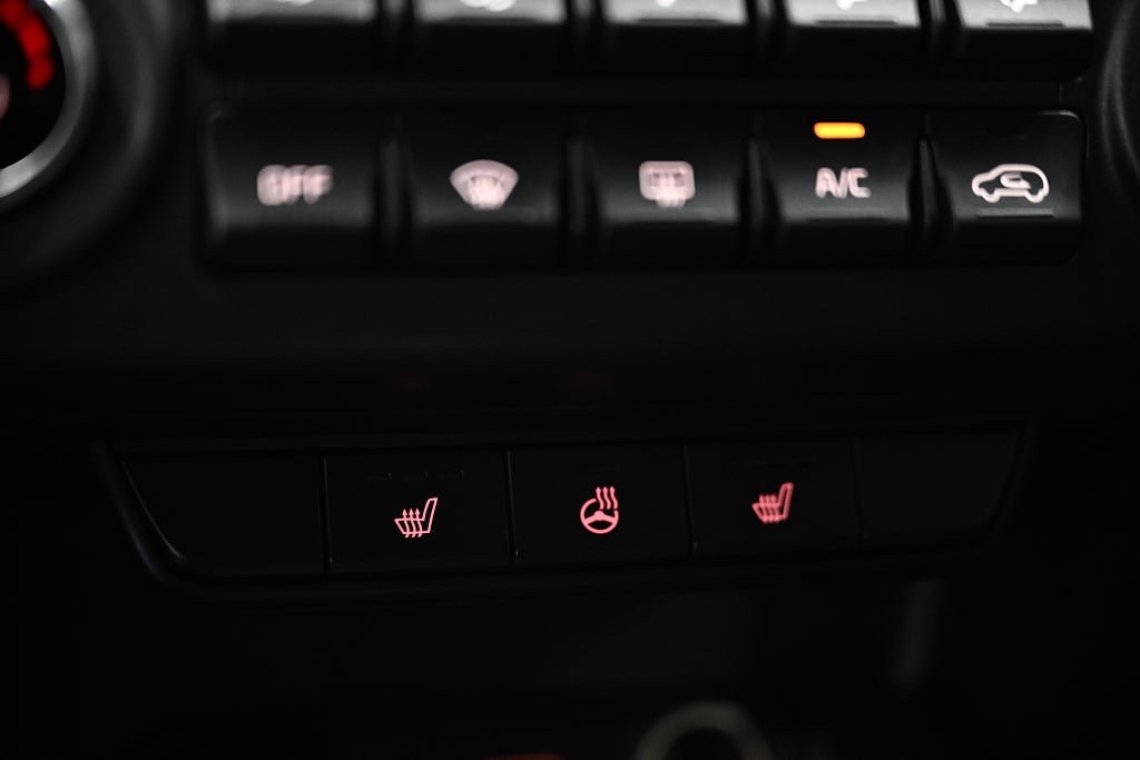 e415fa8a 8152 b371 759d 000069b40b1b.jpg