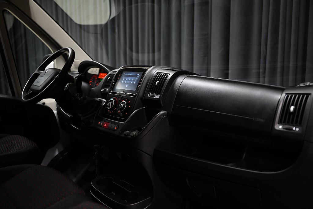 e41b5c2a 158c 558d 1987 0000ae4dcb12.jpg