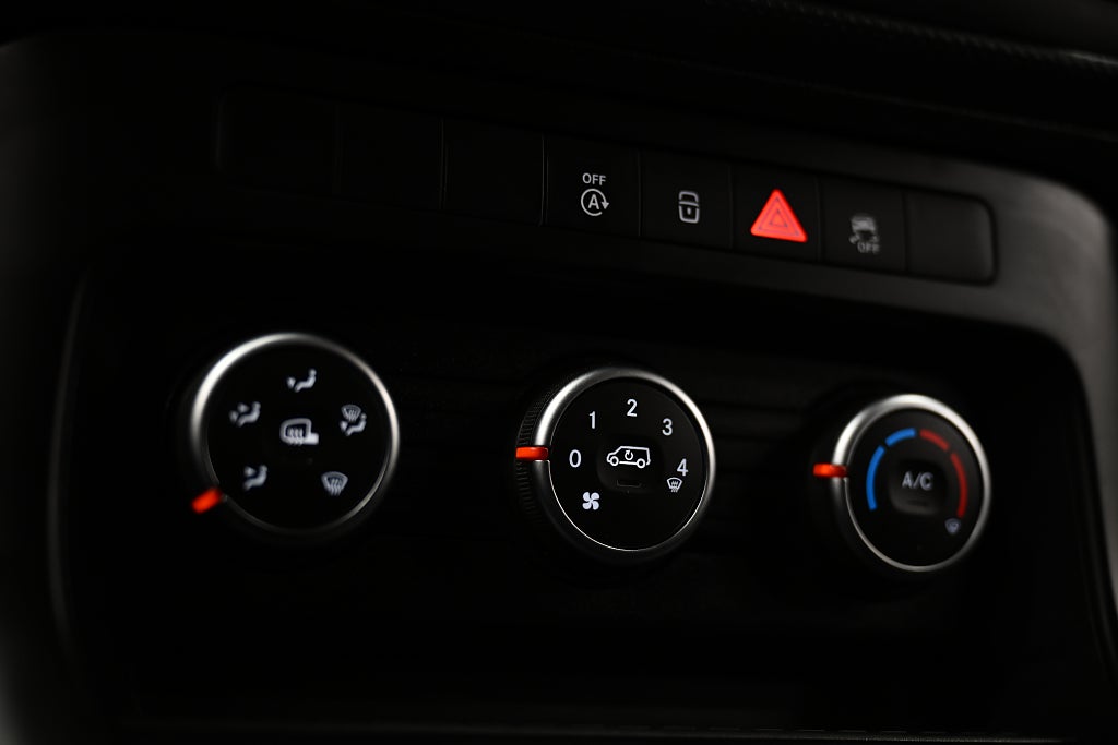 e479b65c 2ece c51e daf4 000098886405.jpg