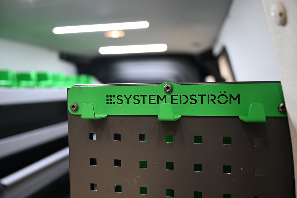 e661c27f ce59 fedb 446a 000066c4224c.jpg