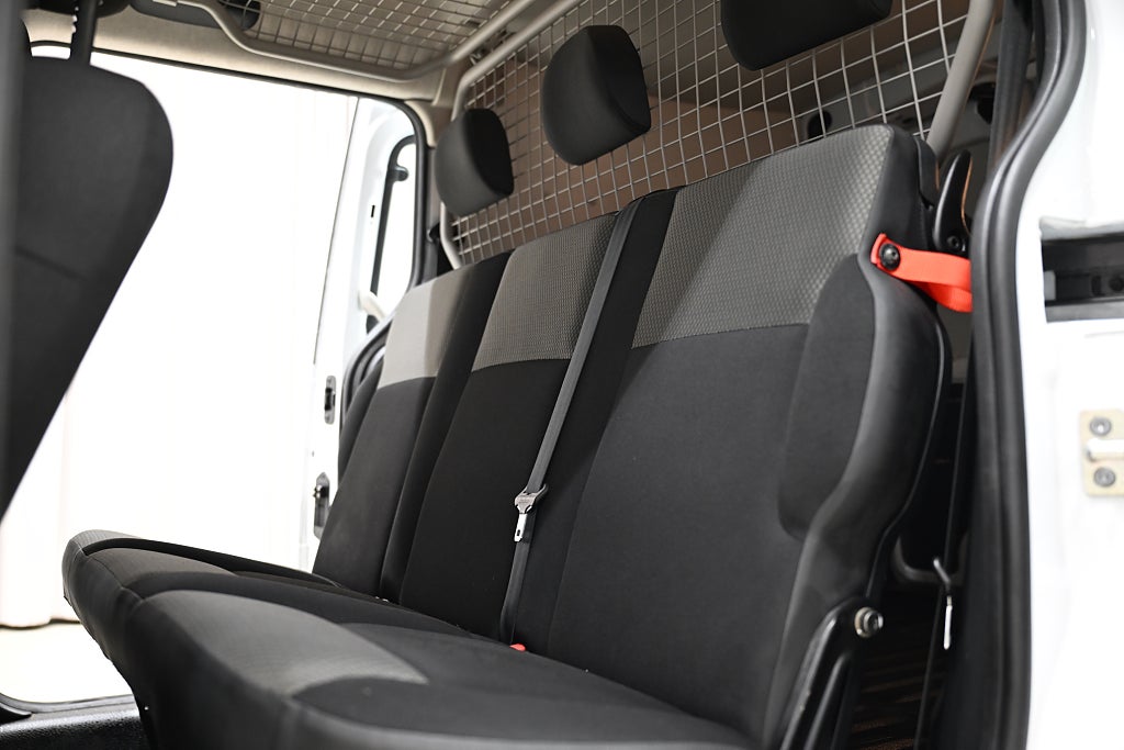 e713e0b6 d5d2 6f1a e99c 000064b08b4c.jpg