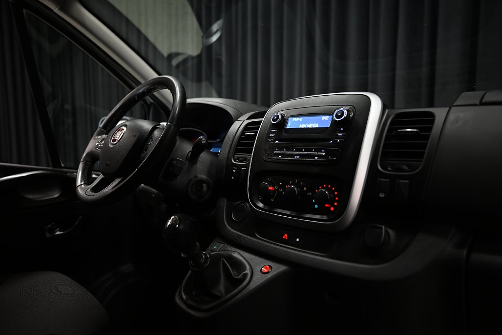 e925f1dc 4b96 3ce7 adc7 00008179c724.jpg