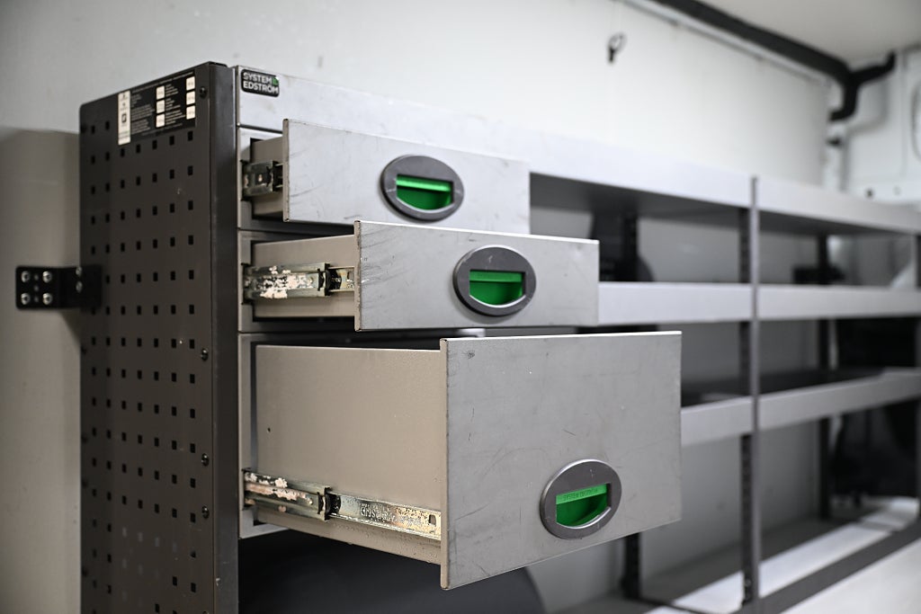 e9f9759f 824c edfd 09c3 0000a75a4396.jpg