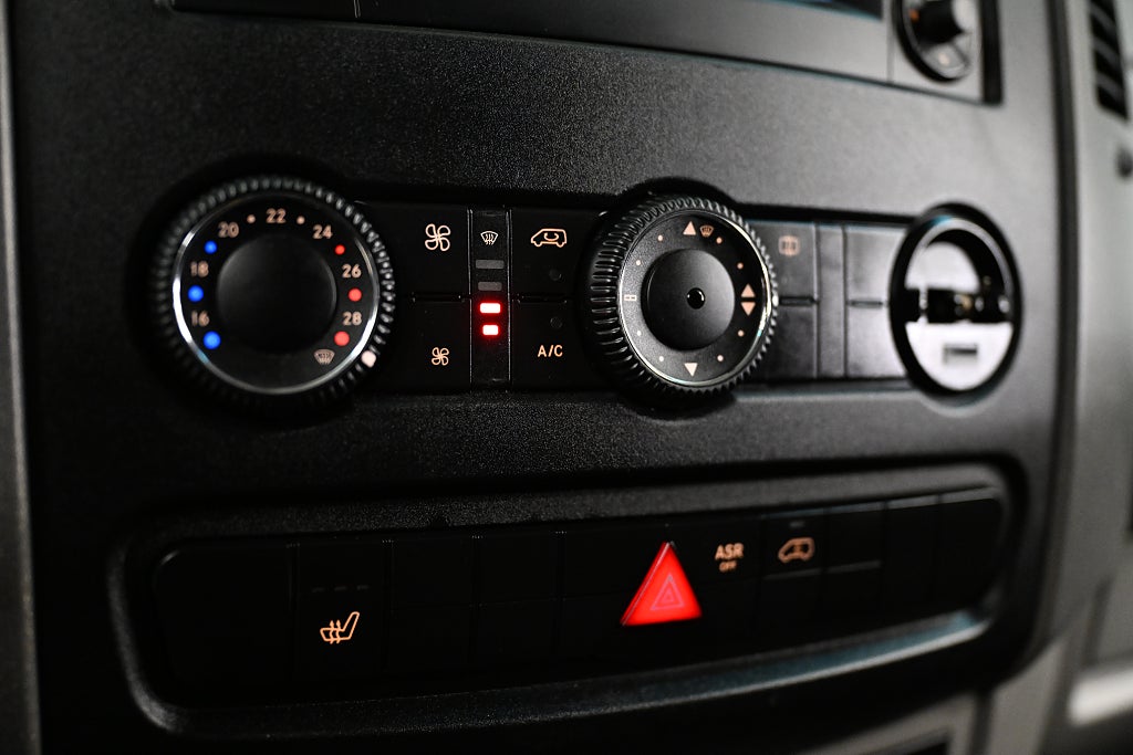 ec60f9ce 2bc9 0113 74e6 00006b8ed7c3.jpg