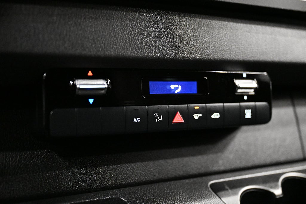 ec7ba2a7 d272 9f8d 57c0 0000b7ca6975.jpg