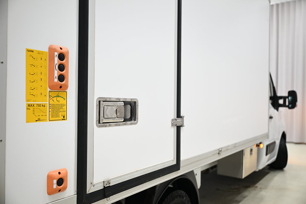 ef2d327b 9941 2c25 503f 0000b4796f58.jpg