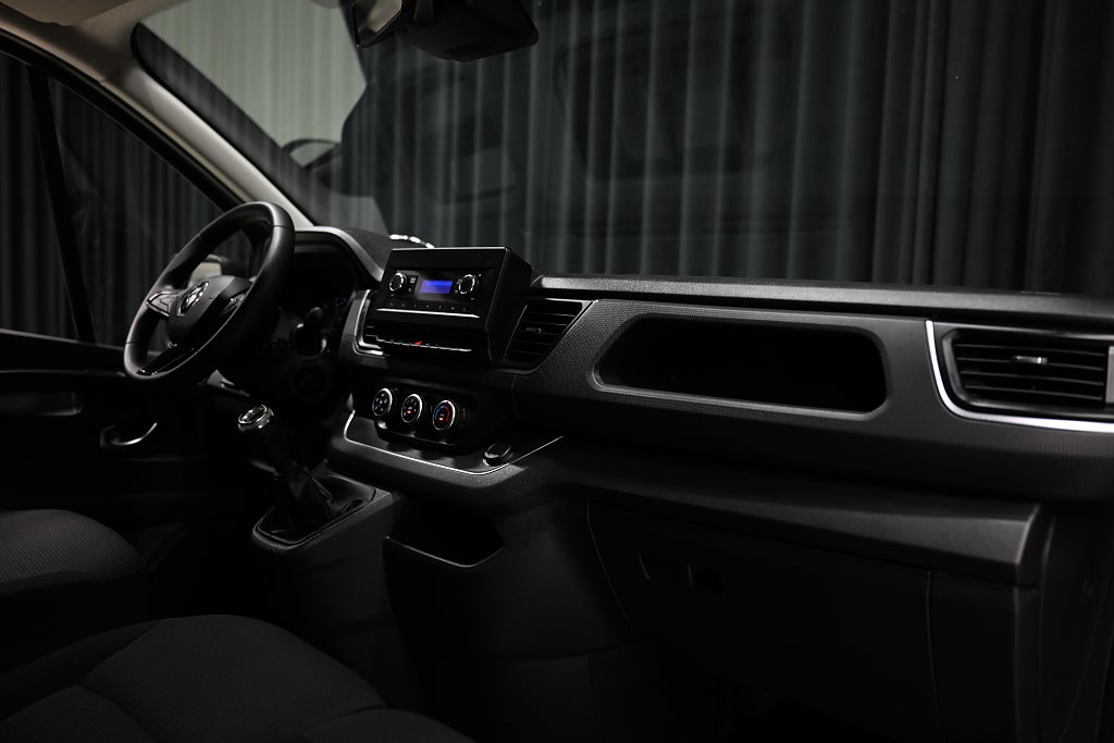 ef4d92cb a32f 3f48 0151 000085683e11.jpg