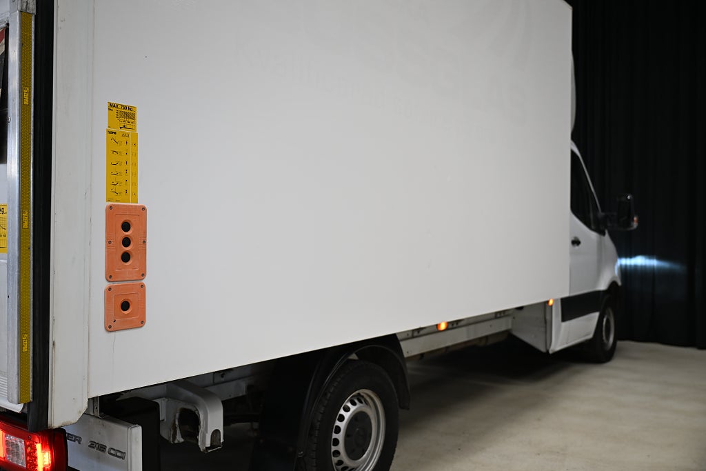 f0baf97c ef4b 9f02 34d8 0000f7f4a9ec.jpg