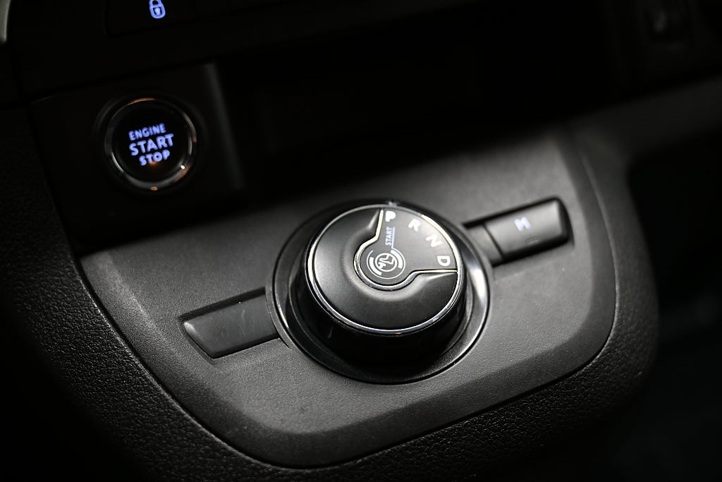 f6712c3d c92c 4dc3 851d 000084b81316.jpg