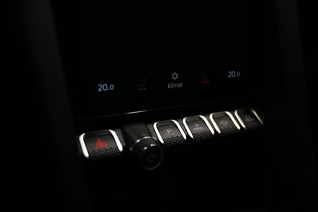 f89664fb 271f 517b a4c9 0000f4b3f788.jpg