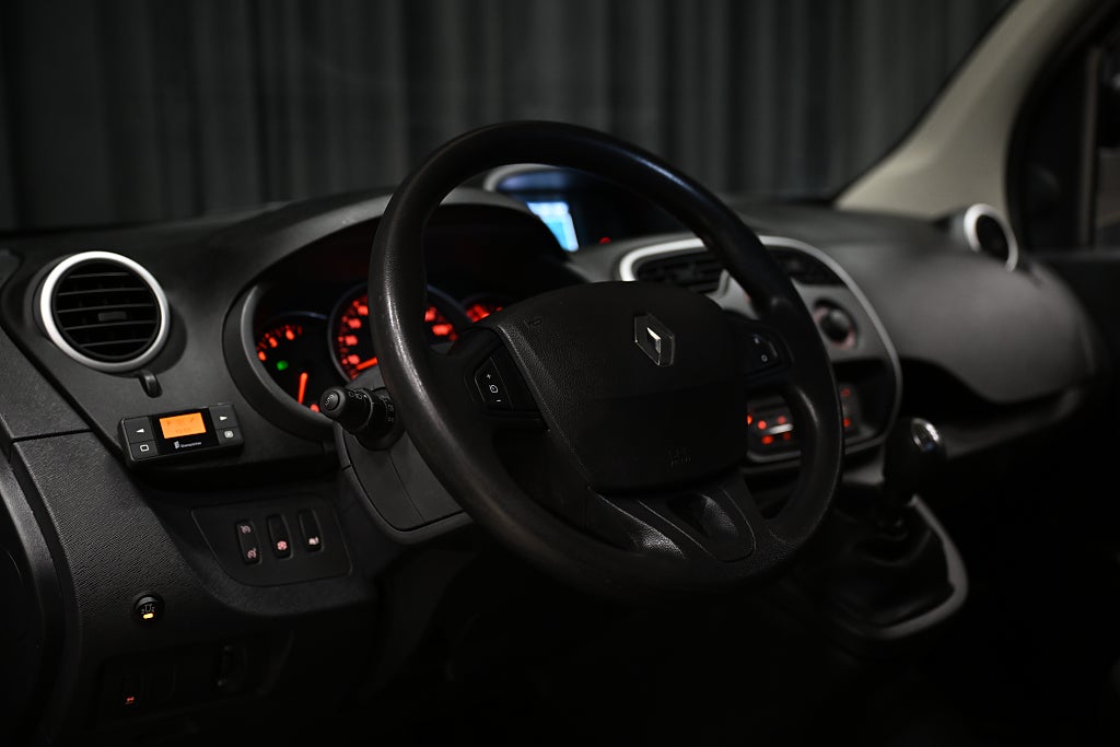 f92eb305 87eb 6c58 a731 000069165e07.jpg