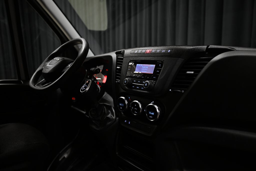 f945d4f9 4def f63e 14cf 00009b1f37d1.jpg