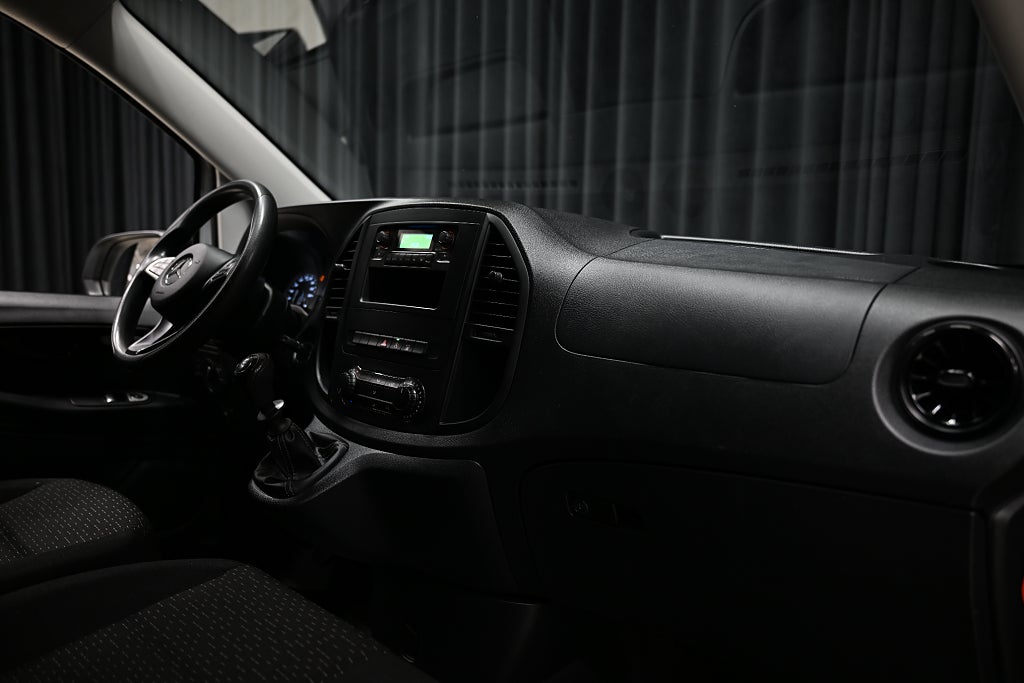 fc5700cc dd6b 4d3e 4535 0000a7fdb8f1.jpg